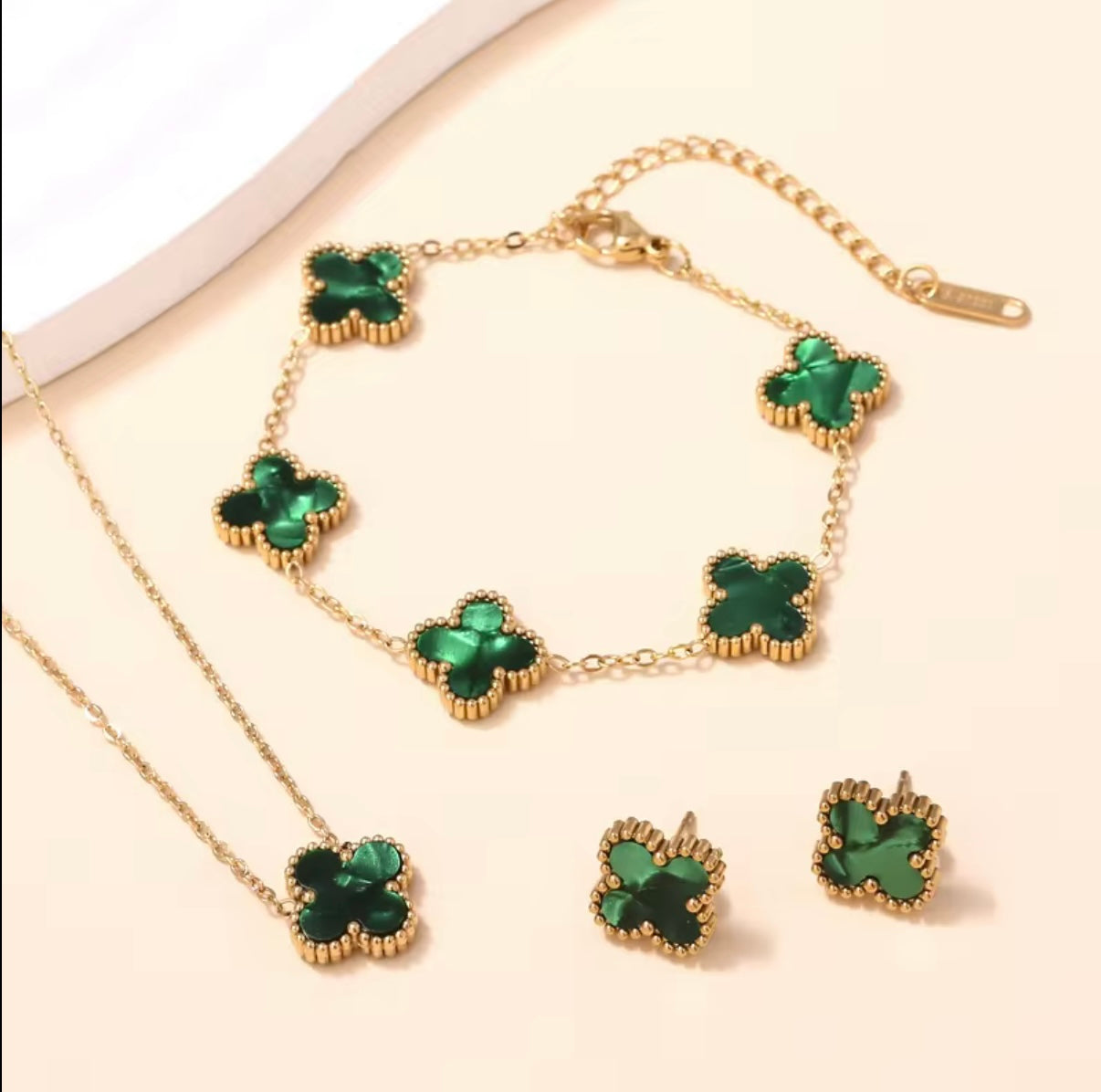 Clover 18k gold plated luxury necklace, bracelet and earrings set