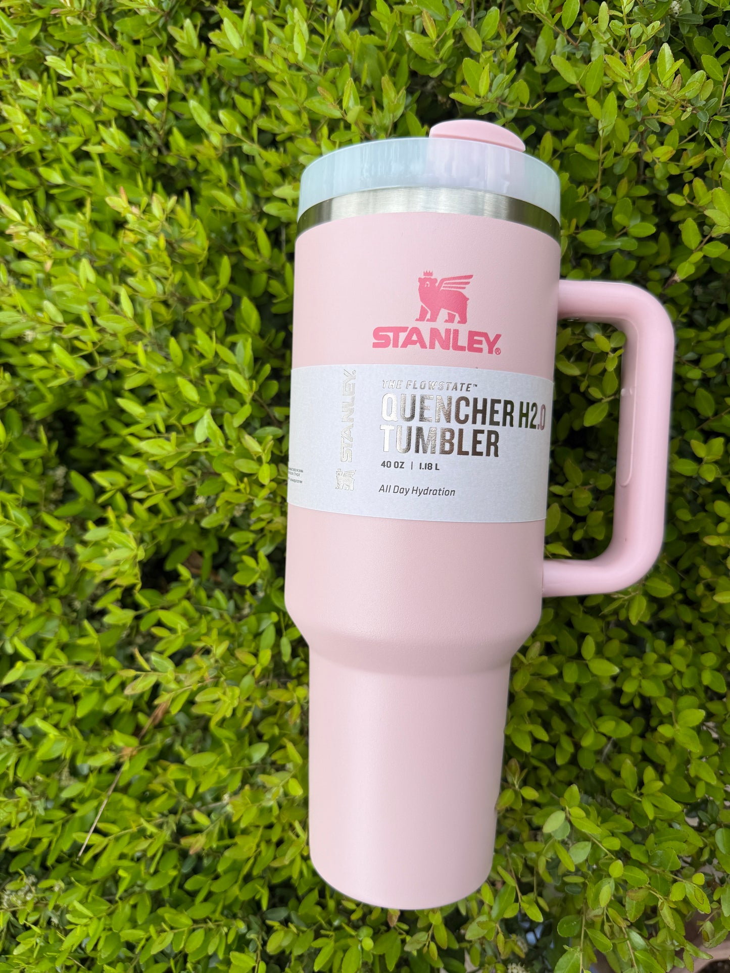 A one quality Stanley 40oz tumbler peach
