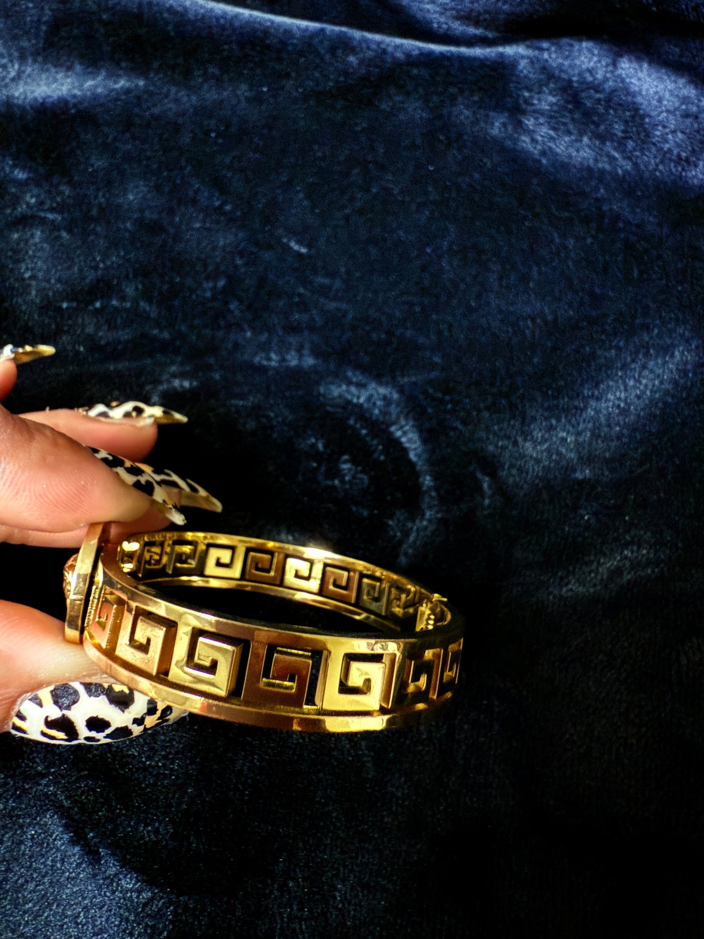 High quality luxury bracelet