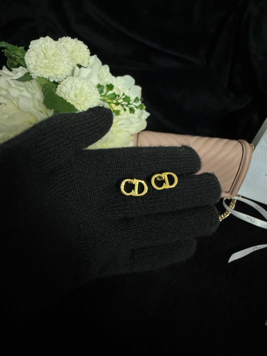 A one quality CD logo stud