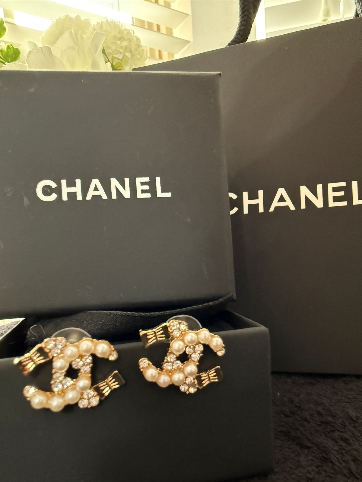 CC pearl & diamond stud