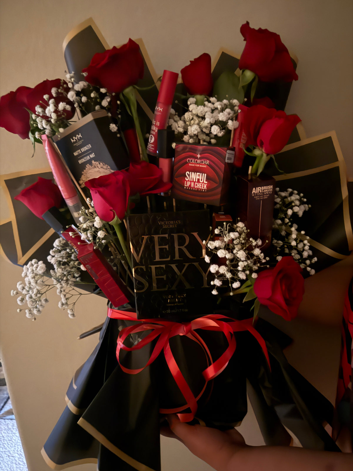 Black & red theme Customized make up bouquet with 11 products