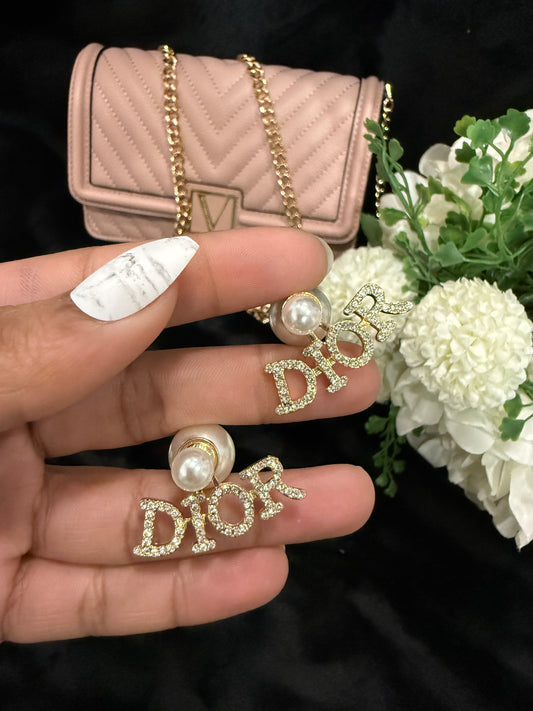 D!0r pearl diamond earring with gift bag and box